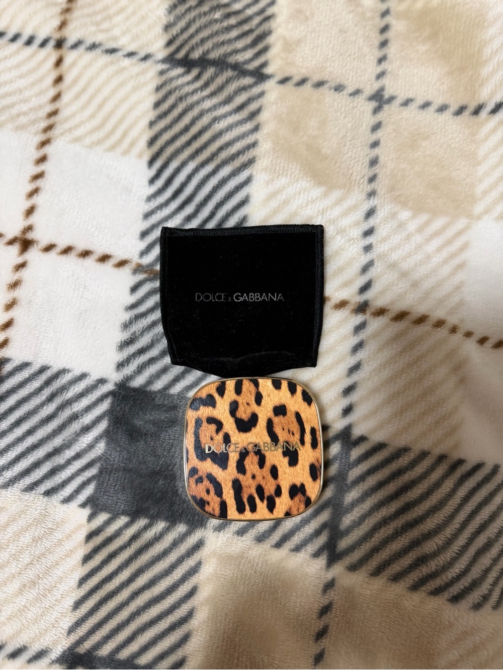 Dolce & Gabbana Felineyes Eyeshadow Quad – Mediterranean Blue #8